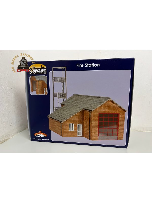 Bachmann 440177 OO Gauge Fire Station