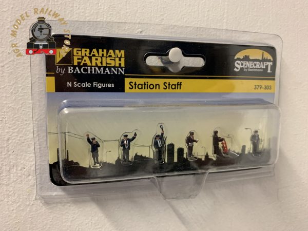 Graham Farish 379-303 Station Staff - N Gauge