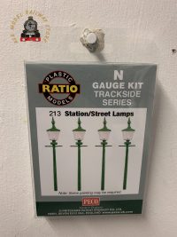 Ratio 213 Station/ Street Lamps x 4 - N Gauge