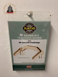 Ratio 222 Concrete Footbridge Kit - N Gauge