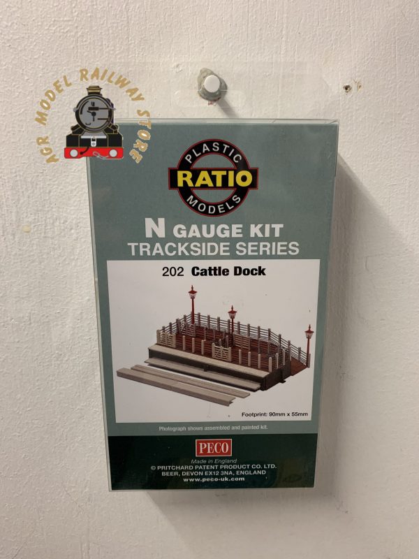 Ratio 202 Cattle Dock Kit - N Gauge