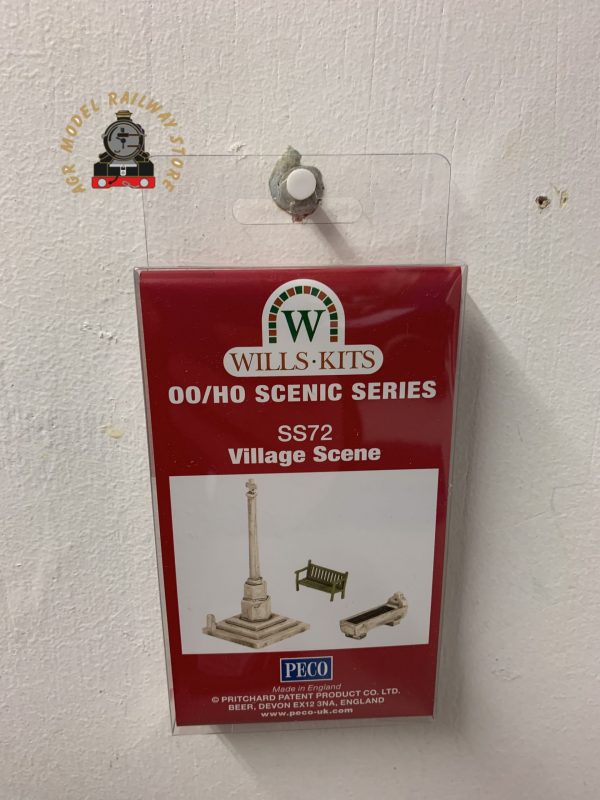 Wills SS72 Village Scene Set - OO Gauge