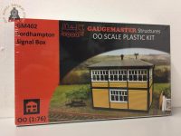 Gaugemaster GM402 Fordhampton Signal Box Plastic Kit - Structures