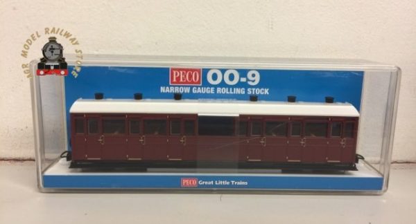 Peco GR-450U All Third Coach Indian Red Unlettered