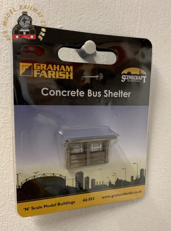 Graham Farish 42-593 Scenecraft Concrete Bus Shelter (Pre-Built)