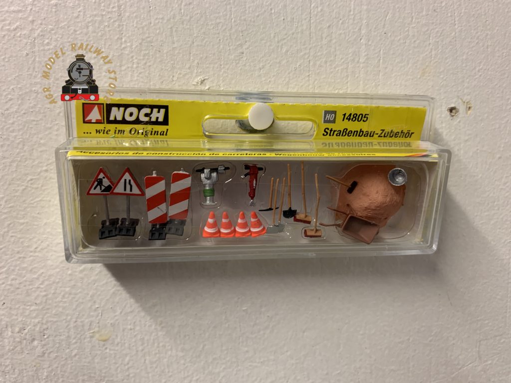 Noch 14805 Road Building Tools – OO / HO Gauge – AGR Model Railway Store