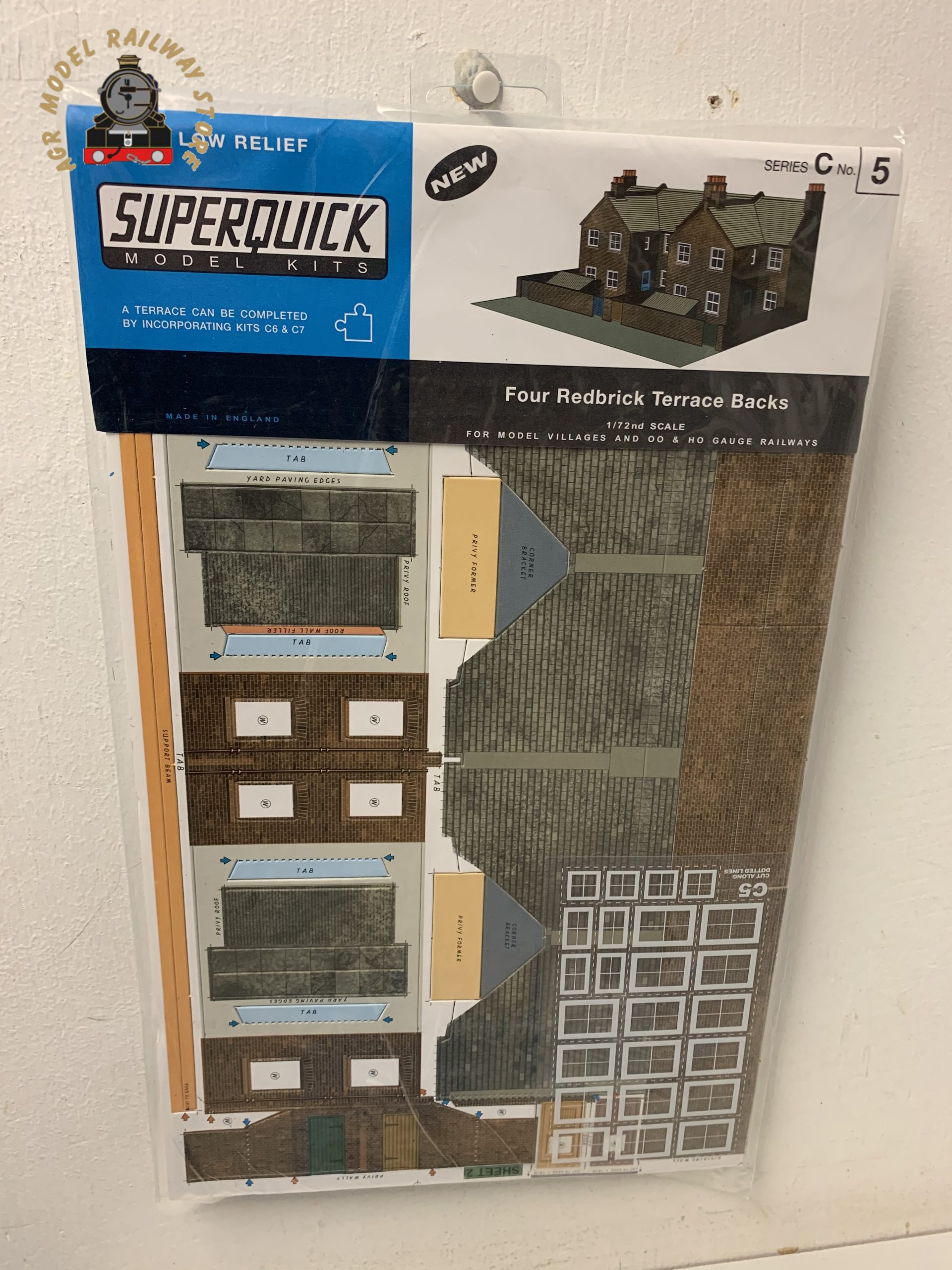 Superquick C5 Low Relief Four Redbrick Terrace Backs – OO Gauge Card ...