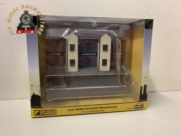 Graham Farish 42-204 N Gauge Low Relief Bonded Warehouse