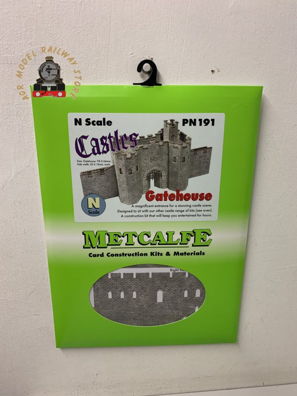 Metcalfe PN191 N Gauge Castle Gatehouse Card Kit