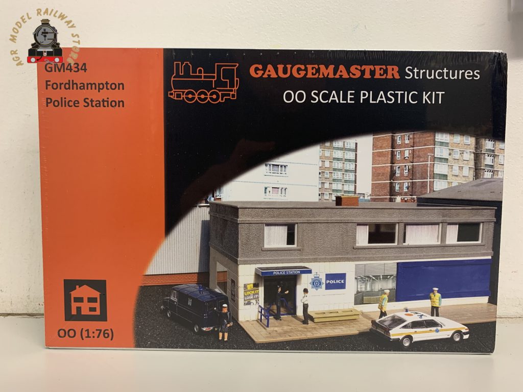 Gaugemaster GM434 Police Station – Plastic Kit – OO Gauge – AGR Model ...