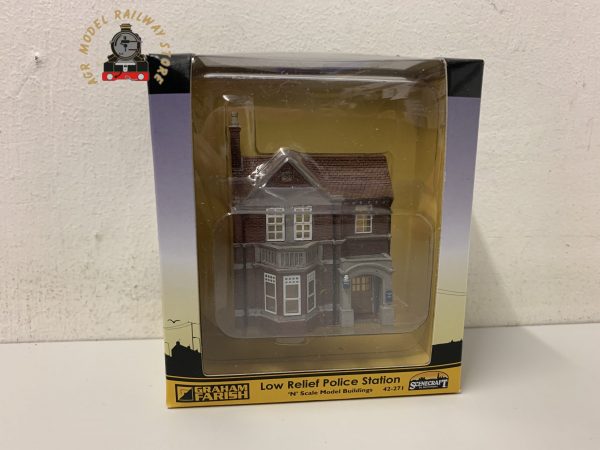 Graham Farish 42-271 N Gauge Low Relief Police Station