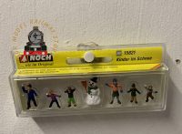 Noch 15821 Children Playing in the Snow 00/HO Model Figures