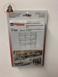 Preiser PR17180 OO/HO Gauge Scaffolding Kit