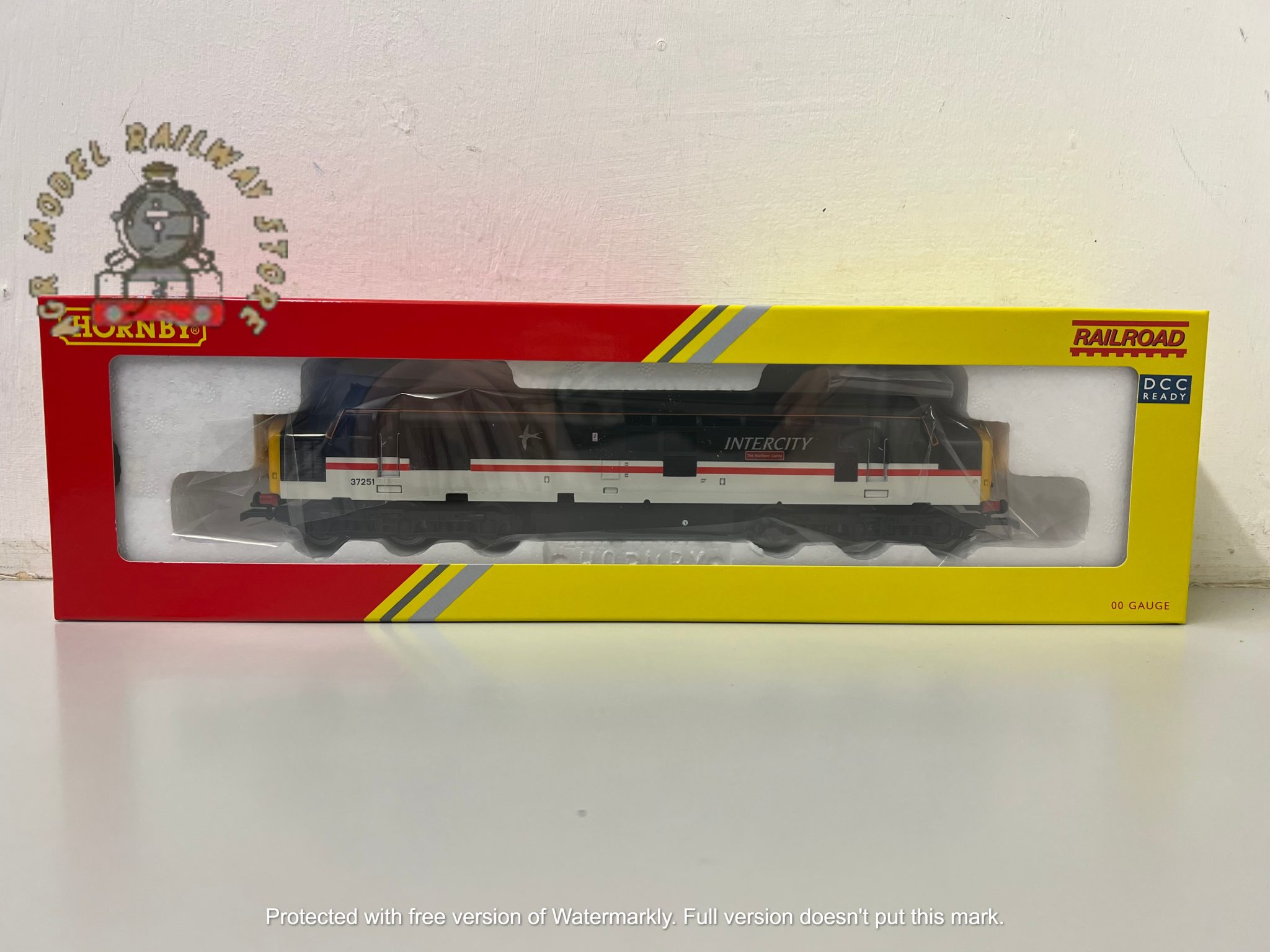 Hornby R30180 OO Gauge Class 37 37152 BR InterCity – AGR Model Railway ...