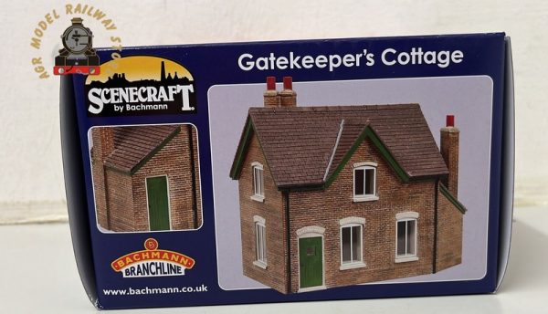 Bachmann 44-0174G OO Gauge Gatekeepers Cottage Green