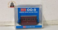 Peco GR-558C 4-wheel Ffestiniog 'Bug Box' third class coach No.5 in FR plain red (1970s/80s condition)