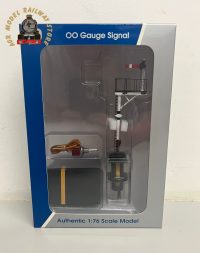 Dapol 4L-002-005 OO Gauge Motorised LMS Bracket Signal With One Arms Post On Right