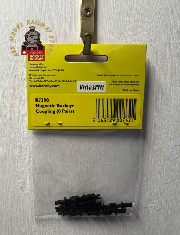 Hornby R7398 OO Gauge Buckeye Magnetic Coupling Pack