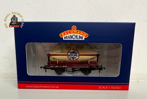 Bachmann 37-687 14 ton tank wagon in Trent Oil Products beige & maroon - 4