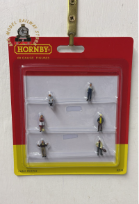 Hornby R7118 Farm People - OO Gauge