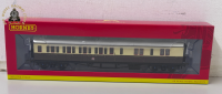 Hornby R40465 OO Gauge GWR Collet Coaches Corridor Brake Third LH 5040