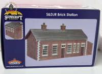 Bachmann 44-0179B S&DJR Brick Station Chocolate and Cream