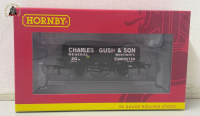 Hornby R60303 Charles Gush and Son 5 Plank Wagon No. 20 - OO Gauge