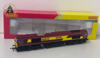 Hornby R30532 RailRoad EWS Class 66 Lafarge Charnwood 66022