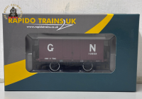 Rapido Trains 930001 GNR 8 Ton Van - BR No.E420542 - OO Gauge