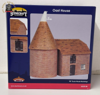 Bachmann Scenecraft 44-0146 Oast House OO Gauge
