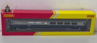 Hornby R40486 BR intercity Mk3 TRUB Coach 440327 OO Gauge