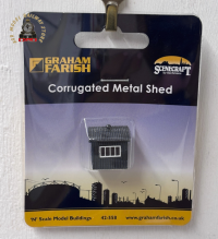 Graham Farish 42-558 Scenecraft Corrugated Metal Shed - N Gauge
