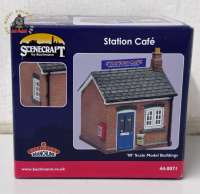 Bachmann 44-0071 Scenecraft Station Café - OO Gauge