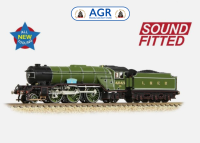 Graham Farish 372-611SF LNER V2 4843 Kings Own Yorkshire Light - N