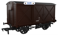 Rapido 976016 CR Dia.67 10t Van - BR No.M307627 - OO Gauge