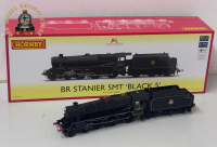 Hornby R30484 Stanier 5MT 'Black 5' 4-6-0 45055 in BR Black with Early Emblem