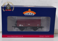 Bachmann 38-386A LNER 12T Ventilated Fruit Van BR Bauxite (Late) - OO